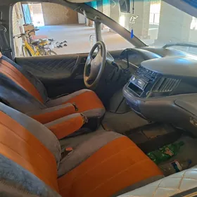 Toyota Previa 1993