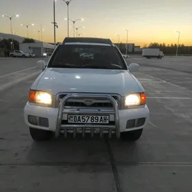 Nissan Pathfinder 2003