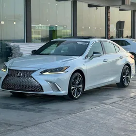 Lexus ES 350 2020