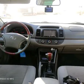 Toyota Camry 2005