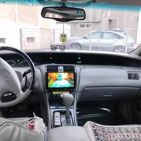 Toyota Avalon 2000
