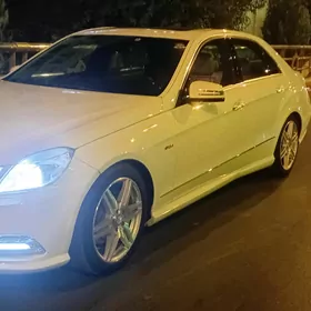 Mercedes-Benz E350 2012