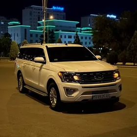 Ford Expedition 2022