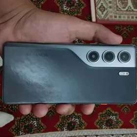 Tecno camon 40