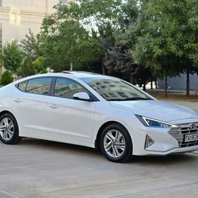 Hyundai Elantra 2020