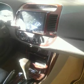Toyota Camry 2005