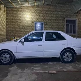 Toyota Corona 1999