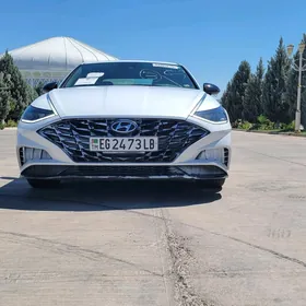 Hyundai Sonata 2021