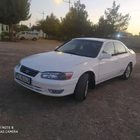 Toyota Camry 2000