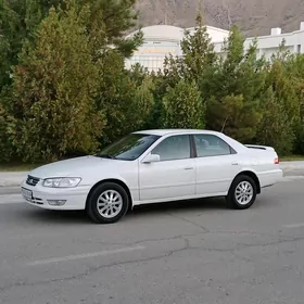 Toyota Camry 2001