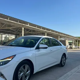 Hyundai Elantra 2021