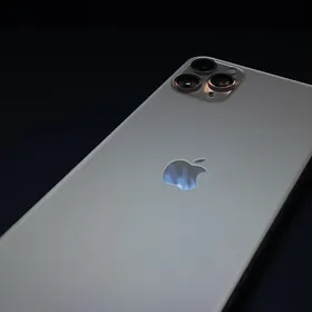 iPhone 11 pro max Gold