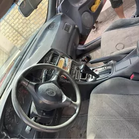 Toyota Carina 1995