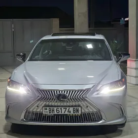 Lexus ES 350 2020
