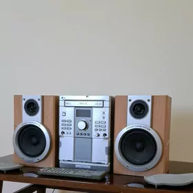 Muzykalnyy Centr LG