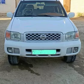 Nissan Pathfinder 1999