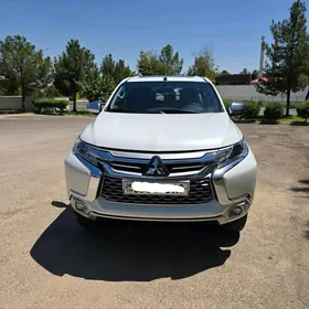 Mitsubishi Montero Sport 2019