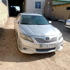 Toyota Camry 2010
