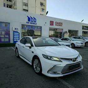 Toyota Camry 2018