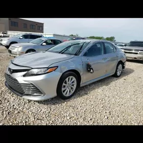 Toyota Camry 2022