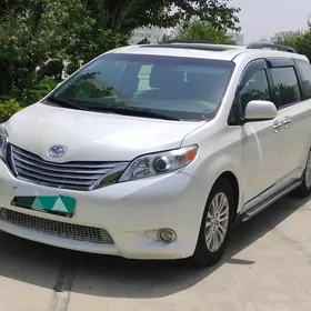 Toyota Sienna 2017