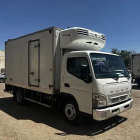 Mitsubishi Canter 2025