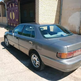 Toyota Camry 1993