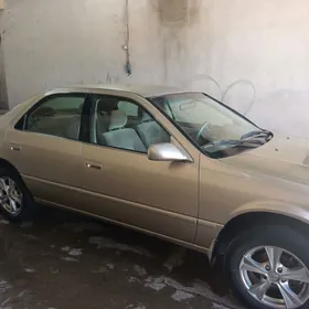 Toyota Camry 1998