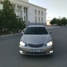 Toyota Camry 2005