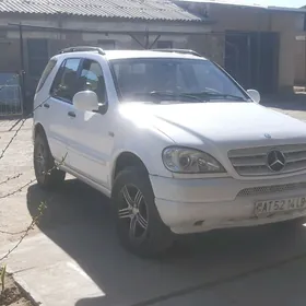 Mercedes-Benz C320 1999