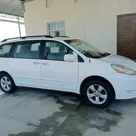 Toyota Sienna 2009