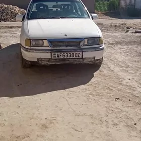 Opel Vectra 1990