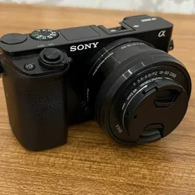 Sony 6000 a
