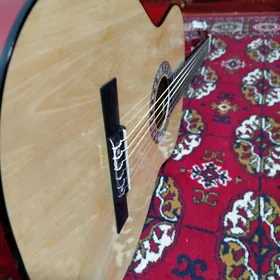 Klassik Jizhilin gitara