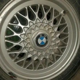 BMW 15LIK SPIS DISKA