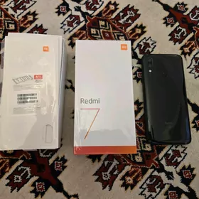 Телефон Redmi 7 . Редми 7