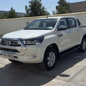 Toyota Hilux 2022