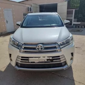 Toyota Highlander 2016