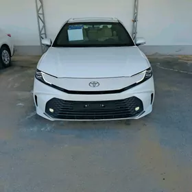 Toyota Camry 2024
