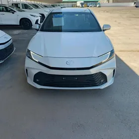 Toyota Camry 2024