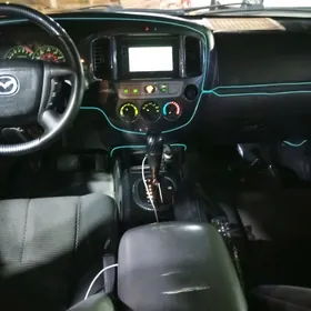 Mazda Tribute 2004