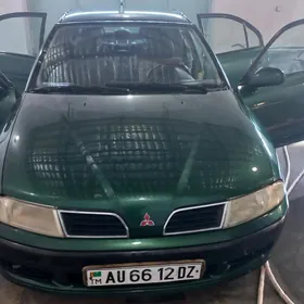 Mitsubishi Carisma 1999