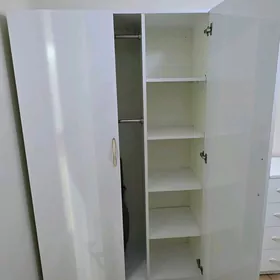 Şkaf tumba krowat