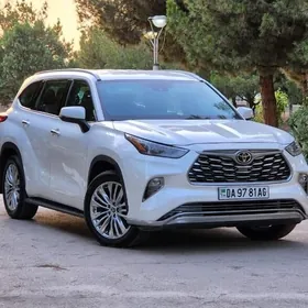 Toyota Highlander 2020