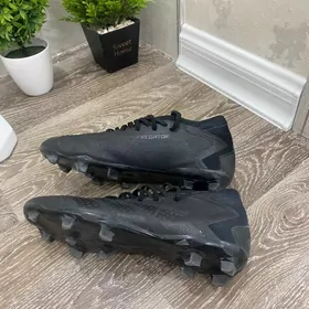 БУТСЫ ADIDAS PREDATOR
