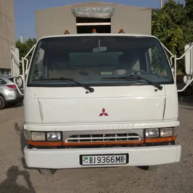 Mitsubishi Canter 2002