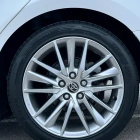 Toyota Camry 2023
