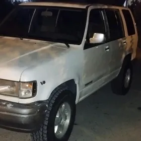 Isuzu Trooper 1997