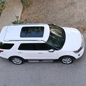Ford Explorer 2018