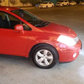Nissan Versa 2010